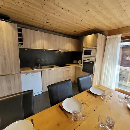 Renove Aux Gets Avec Balcon, 3 Chambres, Wifi, Parking - Fr-1-598-122 Les Gets